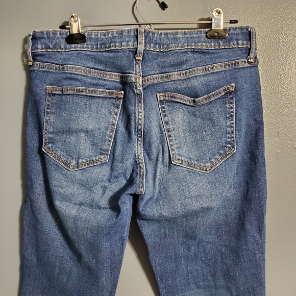 GAP Girlfriend Women's Cropped Blue Jeans Size 6 - Picture 5 of 9